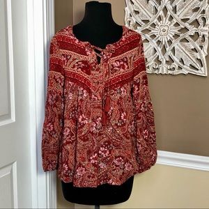 ⭐️ NWT - AMERICAN EAGLE Red Floral Boho Tassel Blouse Size: SMALL